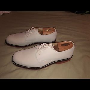 Johnston and Murphy dress shoes